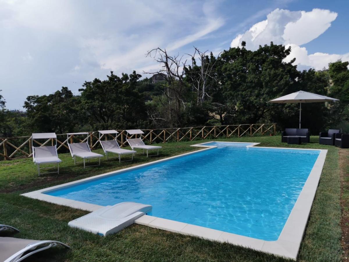 Apartment In Luxuryproperty Privatepool Garden Bbq Airc X8 Castelnuovo Di Porto ภายนอก รูปภาพ