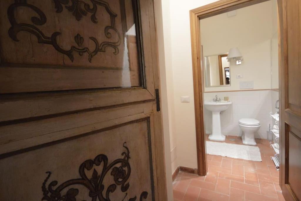 Apartment In Luxuryproperty Privatepool Garden Bbq Airc X8 Castelnuovo Di Porto ภายนอก รูปภาพ